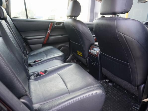 Toyota Highlander II (XU40) Рестайлинг с пробегом 2011 года, цена 1 750 000 рублей, 291935 км, внедорожник, Автокод Объявления