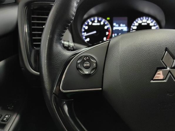 Mitsubishi Outlander III Рестайлинг 3 с пробегом 2020 года, цена 1 839 000 рублей, 97000 км, внедорожник, Автокод Объявления