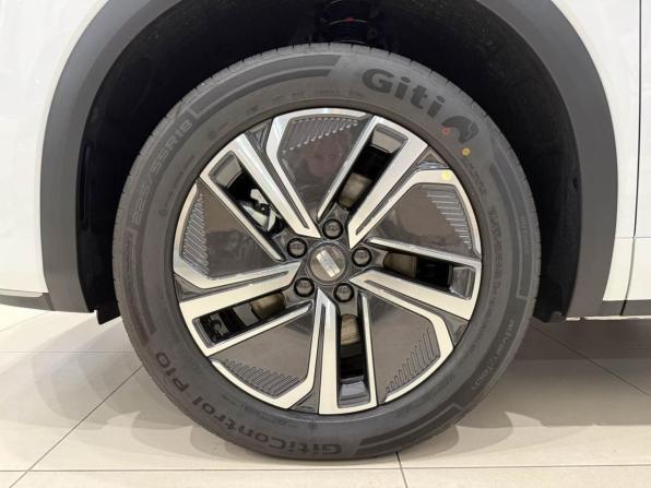Новый Geely EX5 Гибрид 2026 года, цена 3 829 990 рублей, внедорожник, Автокод Объявления