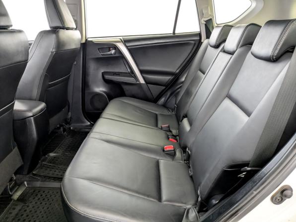 Toyota RAV4 IV (XA40) с пробегом 2015 года, цена 1 825 000 рублей, 236892 км, внедорожник, Автокод Объявления