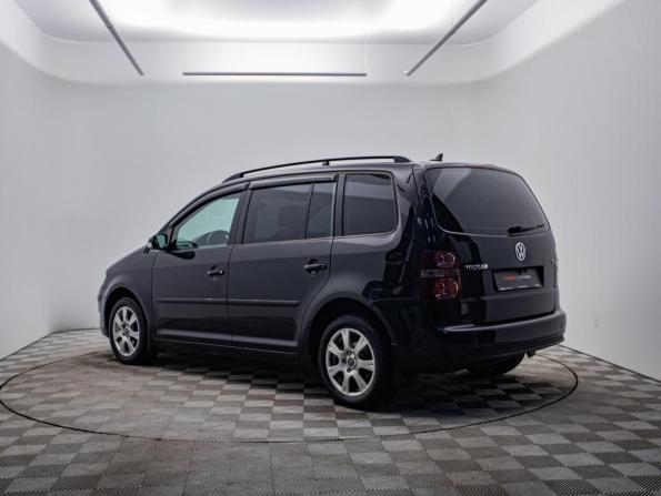 Volkswagen Touran I Рестайлинг с пробегом 2008 года, цена 570 000 рублей, 266123 км, компактвэн, Автокод Объявления