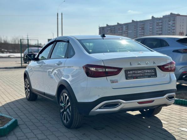 Lada (ВАЗ) Vesta I Рестайлинг (NG) с пробегом 2023 года, цена 1 790 000 рублей, 11530 км, седан, Автокод Объявления