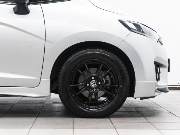 Honda Fit III с пробегом 2016 года, цена 950 000 рублей, 170022 км, хэтчбек, Автокод Объявления