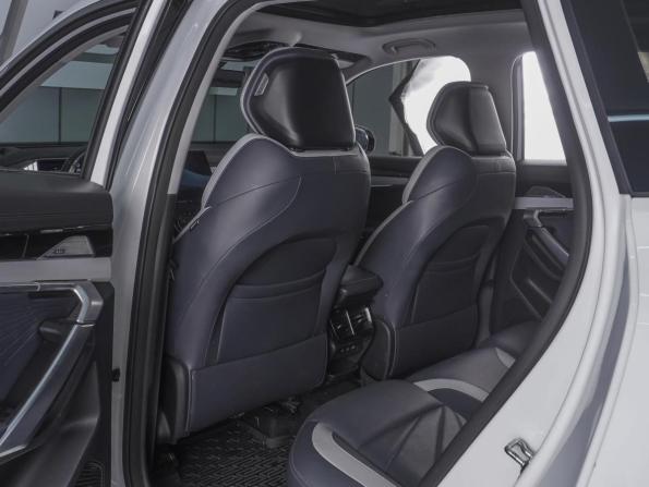 Geely Atlas II с пробегом 2024 года, цена 2 790 000 рублей, 55994 км, внедорожник, Автокод Объявления