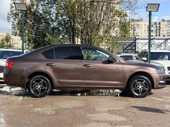 Skoda Octavia III (A7) Рестайлинг с пробегом 2019 года, цена 1 319 000 рублей, 200000 км, лифтбек, Автокод Объявления