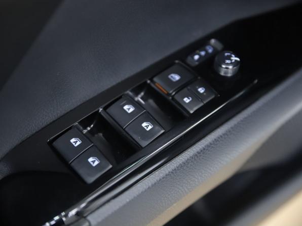 Toyota Camry VIII (XV70) с пробегом 2018 года, цена 2 150 000 рублей, 140910 км, седан, Автокод Объявления