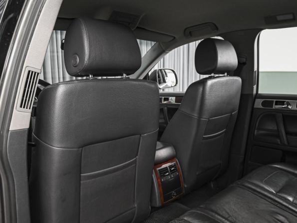 Volkswagen Touareg I Рестайлинг с пробегом 2008 года, цена 1 189 000 рублей, 318290 км, внедорожник, Автокод Объявления