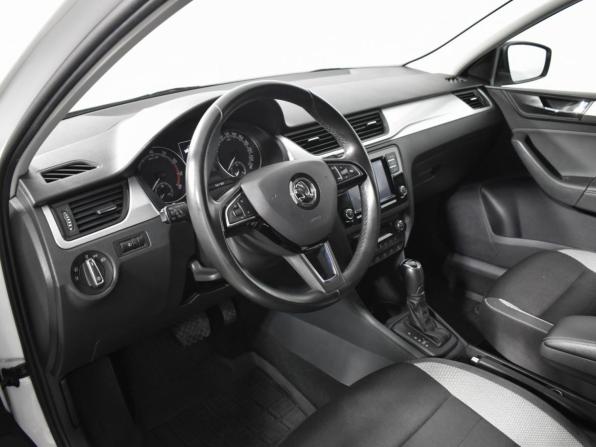 Skoda Rapid I Рестайлинг с пробегом 2019 года, цена 1 293 000 рублей, 103242 км, лифтбек, Автокод Объявления