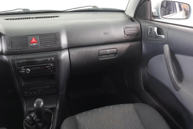 Skoda Octavia I (A4) Рестайлинг с пробегом 2009 года, цена 479 000 рублей, 216000 км, лифтбек, Автокод Объявления