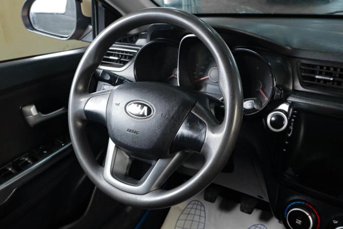Kia Rio III с пробегом 2013 года, цена 669 000 рублей, 311000 км, седан, Автокод Объявления