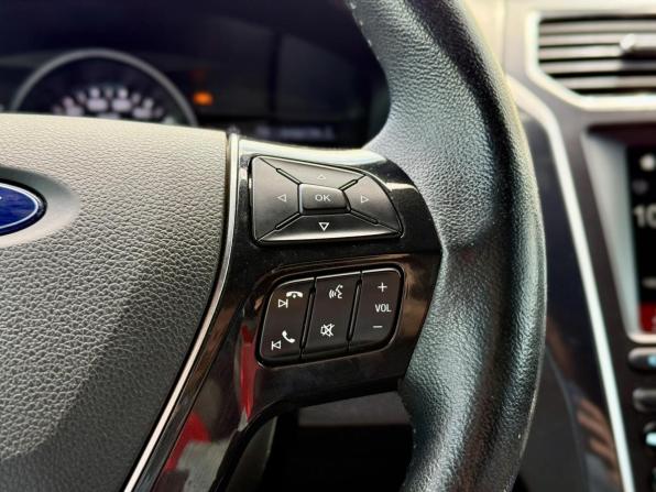 Ford Explorer V Рестайлинг с пробегом 2017 года, цена 2 315 000 рублей, 220288 км, внедорожник, Автокод Объявления
