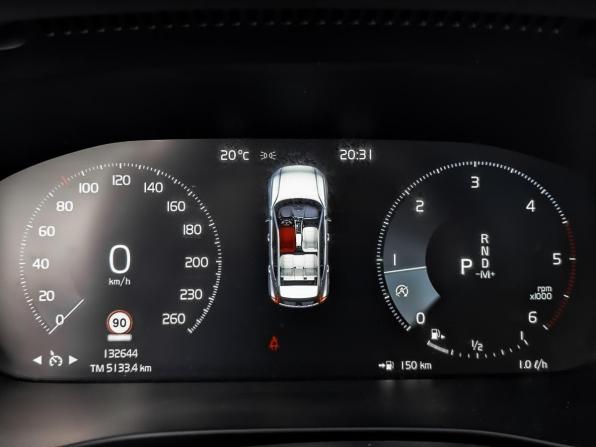 Volvo XC40 I с пробегом 2018 года, цена 2 850 000 рублей, 132629 км, внедорожник, Автокод Объявления