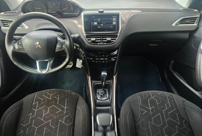 Peugeot 2008 I с пробегом 2014 года, цена 685 000 рублей, 190971 км, внедорожник, Автокод Объявления