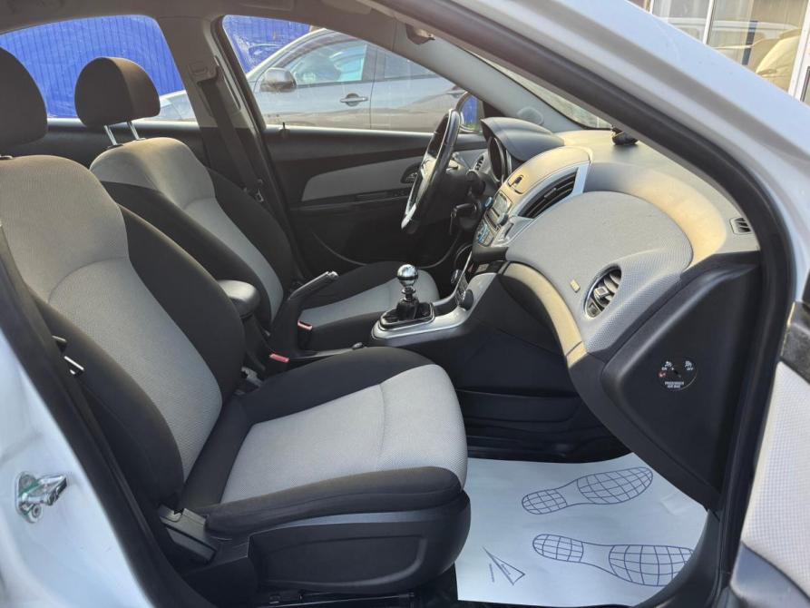 Chevrolet Cruze I Рестайлинг Ульяновск  - изображение 13
