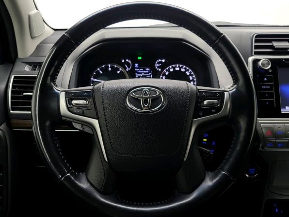 Toyota Land Cruiser Prado 150 Series Рестайлинг 2 с пробегом 2020 года, цена 5 689 000 рублей, 84595 км, внедорожник, Автокод Объявления