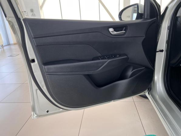 Hyundai Solaris II с пробегом 2019 года, цена 1 440 000 рублей, 106148 км, седан, Автокод Объявления
