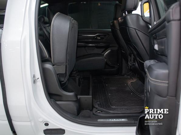 Ram 1500 V с пробегом 2022 года, цена 9 499 000 рублей, 32151 км, offers.body_type.unknown, Автокод Объявления