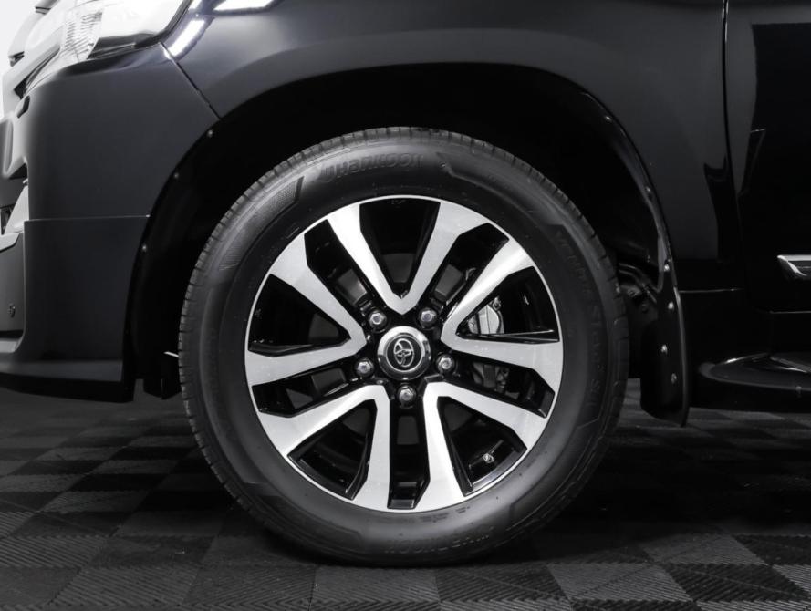 Toyota Land Cruiser 200 Series Рестайлинг 2 Москва  - изображение 29
