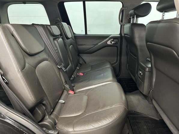 Nissan Pathfinder III с пробегом 2008 года, цена 1 040 000 рублей, 363744 км, внедорожник, Автокод Объявления
