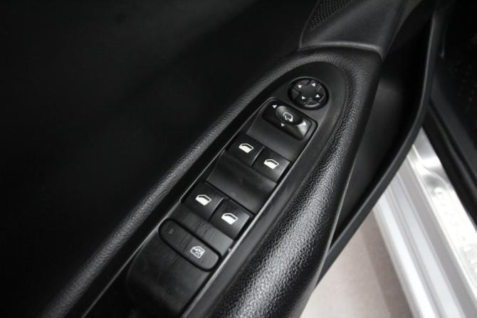 Citroen C4 II с пробегом 2015 года, цена 720 000 рублей, 201000 км, седан, Автокод Объявления