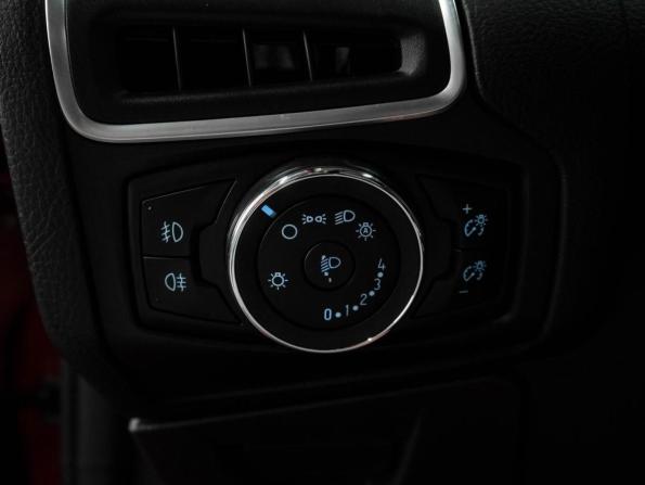 Ford Focus III с пробегом 2013 года, цена 930 000 рублей, 154805 км, хэтчбек, Автокод Объявления