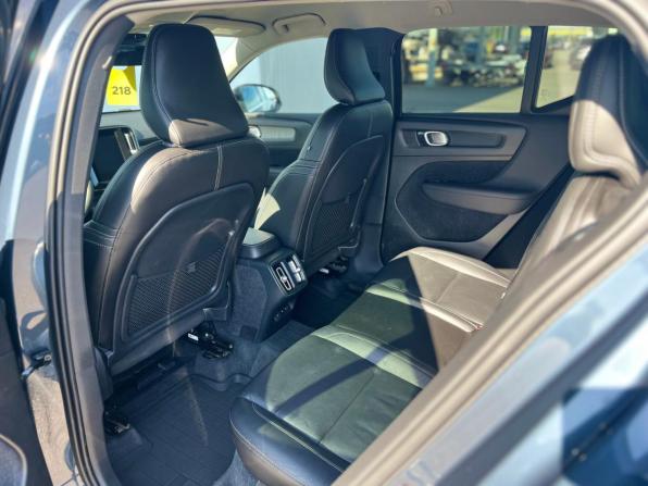 Volvo XC40 I с пробегом 2019 года, цена 2 630 000 рублей, 105000 км, внедорожник, Автокод Объявления