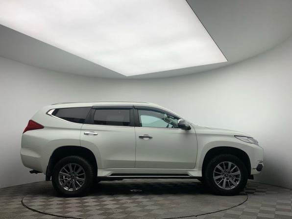 Mitsubishi Pajero Sport III с пробегом 2018 года, цена 2 599 000 рублей, 118281 км, внедорожник, Автокод Объявления