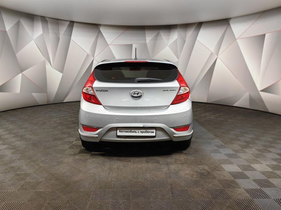 Hyundai Solaris I Москва  - изображение 8