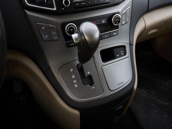 Hyundai H-1 II Рестайлинг 2 с пробегом 2019 года, цена 2 744 000 рублей, 99914 км, минивэн, Автокод Объявления