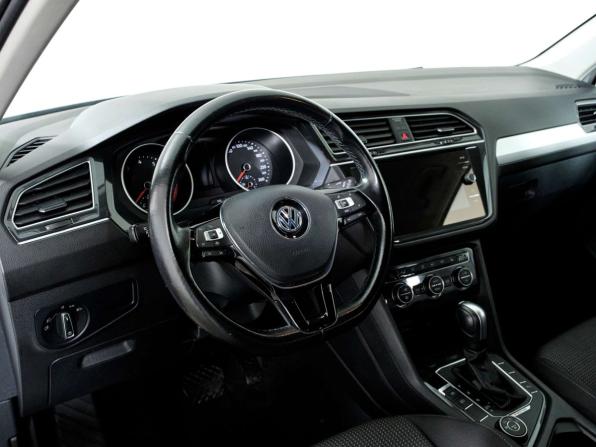 Volkswagen Tiguan II с пробегом 2019 года, цена 2 088 000 рублей, 100658 км, внедорожник, Автокод Объявления
