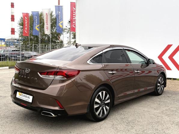 Hyundai Sonata VII (LF) Рестайлинг с пробегом 2018 года, цена 1 590 000 рублей, 153100 км, седан, Автокод Объявления