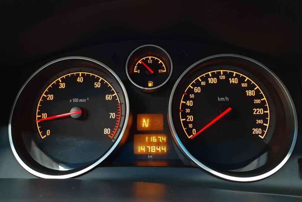 Opel Astra H Рестайлинг Москва  - изображение 8