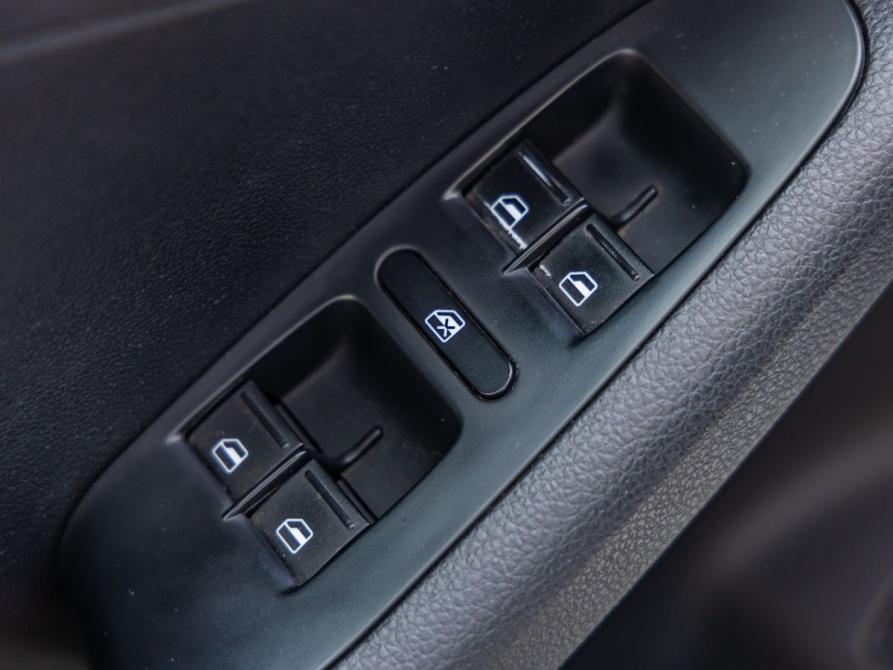 Volkswagen Jetta VI Рестайлинг Волгоград  - изображение 16