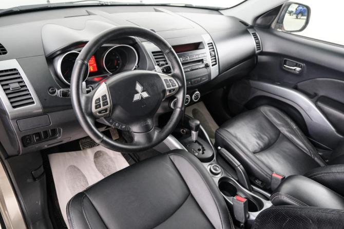 Mitsubishi Outlander II с пробегом 2007 года, цена 1 169 000 рублей, 340636 км, внедорожник, Автокод Объявления