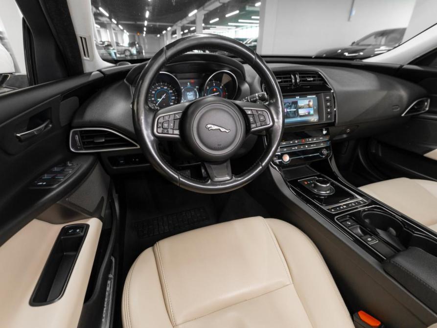 Jaguar XE I Москва  - изображение 7