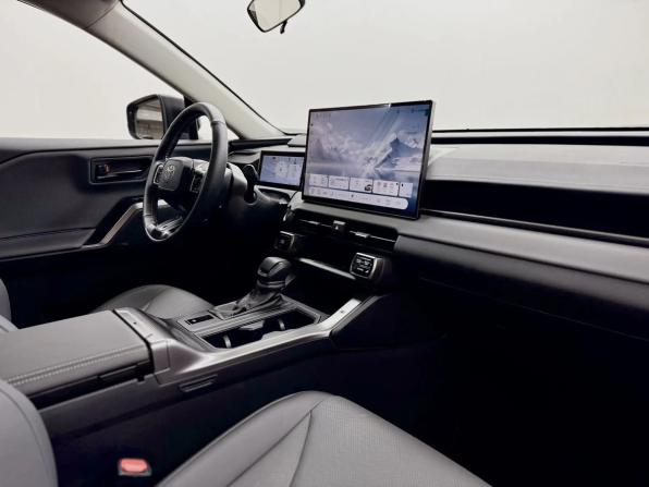 Toyota Wildlander II с пробегом 2026 года, цена 4 450 000 рублей, 23 км, внедорожник, Автокод Объявления
