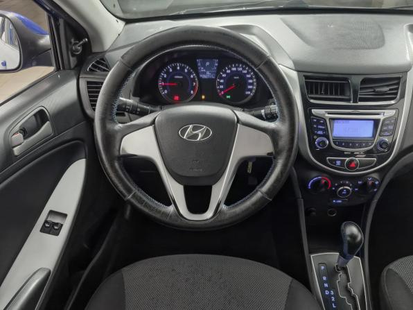 Hyundai Solaris I с пробегом 2013 года, цена 639 000 рублей, 260711 км, седан, Автокод Объявления