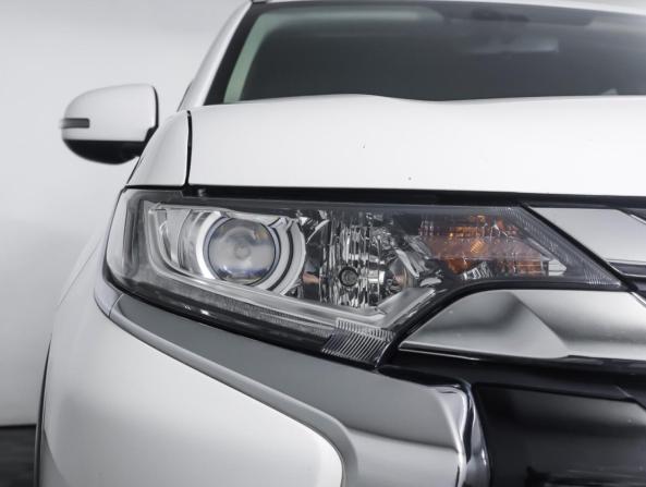 Mitsubishi Outlander III Рестайлинг 2 с пробегом 2015 года, цена 1 843 000 рублей, 75600 км, внедорожник, Автокод Объявления