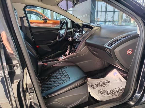 Ford Focus III Рестайлинг с пробегом 2016 года, цена 985 000 рублей, 141344 км, седан, Автокод Объявления