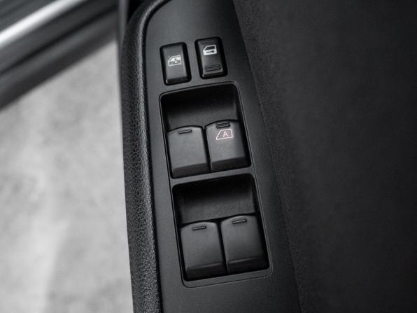 Nissan Tiida I с пробегом 2009 года, цена 625 000 рублей, 133318 км, седан, Автокод Объявления
