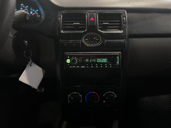 Lada (ВАЗ) Priora I с пробегом 2010 года, цена 161 000 рублей, 105208 км, седан, Автокод Объявления