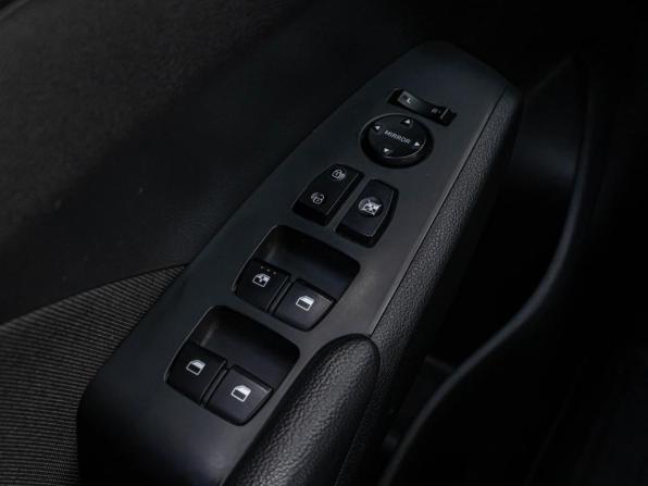Hyundai Solaris II с пробегом 2019 года, цена 1 220 000 рублей, 130269 км, седан, Автокод Объявления