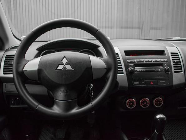 Mitsubishi Outlander II Рестайлинг с пробегом 2009 года, цена 1 080 000 рублей, 209427 км, внедорожник, Автокод Объявления