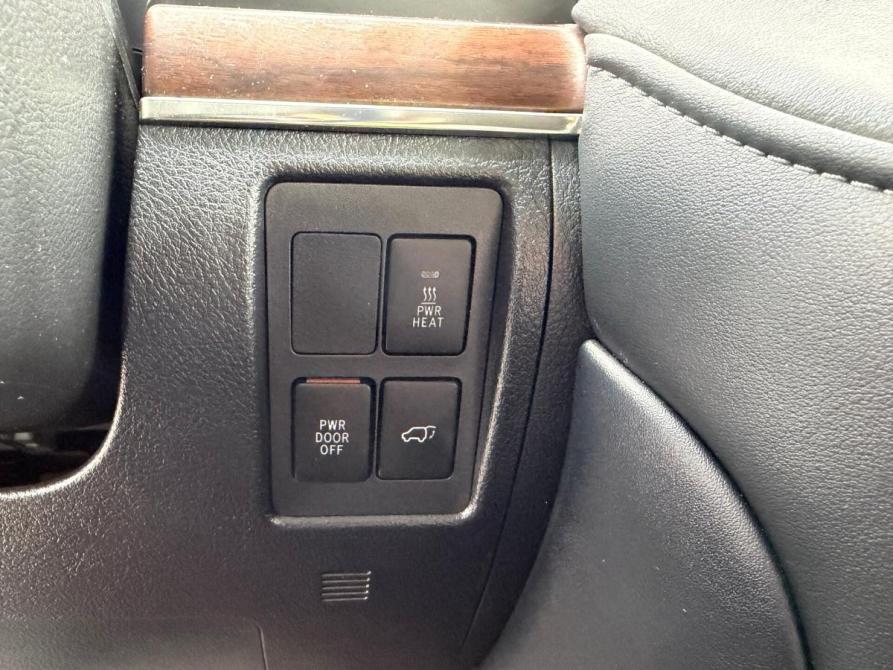 Toyota Land Cruiser 200 Series Рестайлинг 2 Сыктывкар  - изображение 30