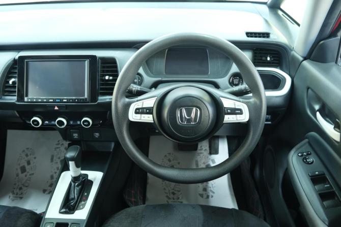 Honda Fit IV с пробегом 2020 года, цена 1 399 000 рублей, 93500 км, хэтчбек, Автокод Объявления