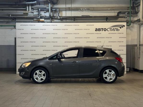 Opel Astra J с пробегом 2012 года, цена 599 000 рублей, 178000 км, хэтчбек, Автокод Объявления