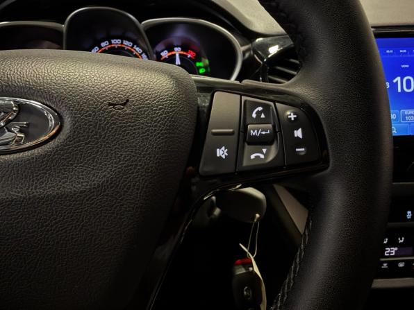 Lada (ВАЗ) Vesta I с пробегом 2018 года, цена 879 000 рублей, 55624 км, седан, Автокод Объявления