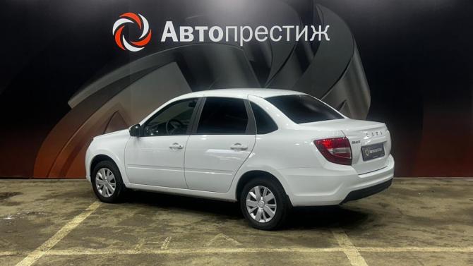 Lada (ВАЗ) Granta I Рестайлинг с пробегом 2024 года, цена 1 030 000 рублей, 8000 км, седан, Автокод Объявления