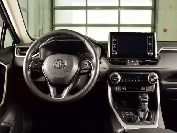 Toyota RAV4 V (XA50) с пробегом 2020 года, цена 3 284 995 рублей, 105004 км, внедорожник, Автокод Объявления
