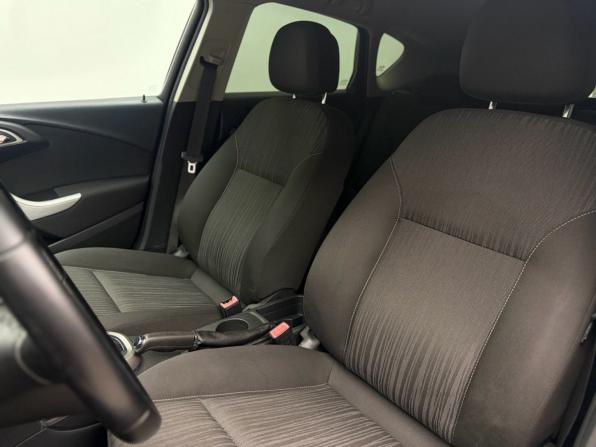 Opel Astra J с пробегом 2012 года, цена 760 000 рублей, 202888 км, хэтчбек, Автокод Объявления